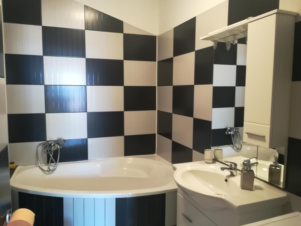 Apartment Matea 比比涅 外观 照片